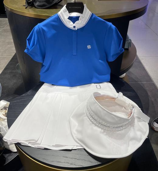 ST家新款女士带包短裙来了！市场高品质❗️永远不会过时的白色，百搭不挑人，今年新出的爆款色亮蓝色，养眼又解压，色彩洋气有格调，并且抬人显气色，两色搭配起来都有别具一格的魅力，裙摆不规则立体叠褶设计！ 商品图0