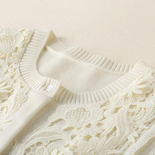 【林栖设计小店】花间来信|米白色镂空肌理绣花2026春新款优雅毛织马甲G1961393 商品图4