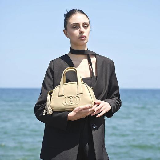 意大利宝藏小众品牌【LA CARRIE】 全套包装！6个原创热卖款式可选！包型立体精致！ 商品图1