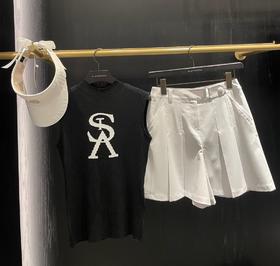 ST家春夏新款女士无袖针织上衣来了！🇰🇷贸易订单，市场高品质❗柜子当季海报主推款！依旧是原汁原味的配方，全部原厂，精纺弹力纱线，纱线品质yyds, 16针机全件坑条+挂毛，提花的饱和度！