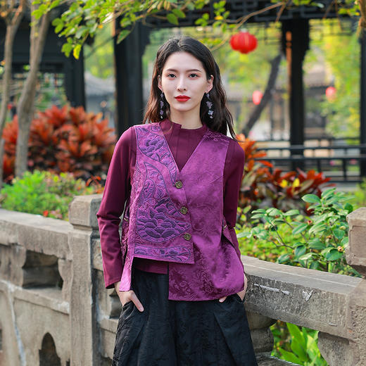 【2026春节款-现货】曳紫生姿民族风马甲 商品图1