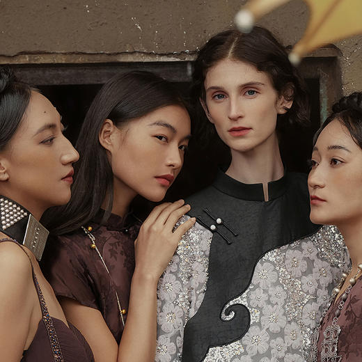 【林栖设计小店】法式刺绣|花朵珠片拼香云纱2026早春新款改良氅衣1961099 商品图3