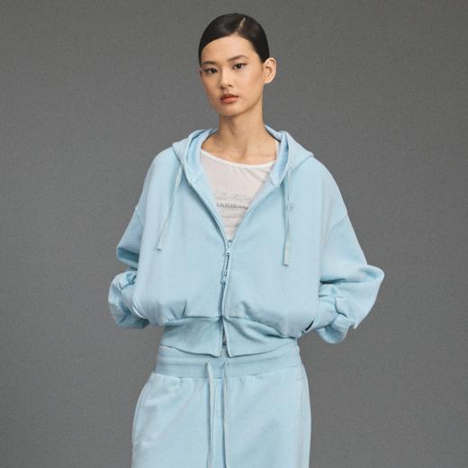 GOODBAI 新款做旧花体印花logo短款连帽长袖拉链外套女 商品图0