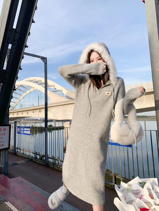 <曾小咸推荐>2.9现货秒杀 ！微信超特价！毛边连帽针织连衣裙 日常219.99 立减120 秒杀99.99！！ 毛呢外套 秒杀179.99！ 商品图13