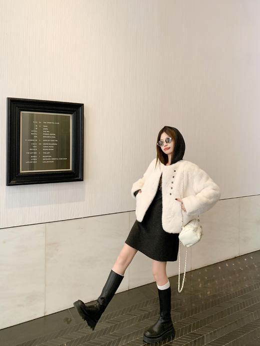 <曾小咸推荐>2.9现货秒杀 ！微信超特价！连帽蕾丝边针织连衣裙 日常229.99 立减140 秒杀89.99！！ 商品图12