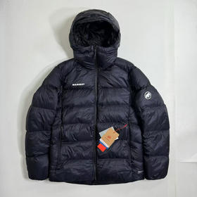 原单正品猛犸象Taiss Pro IN 加厚白鹅绒羽绒服，极寒征途的守护者
S-XXL