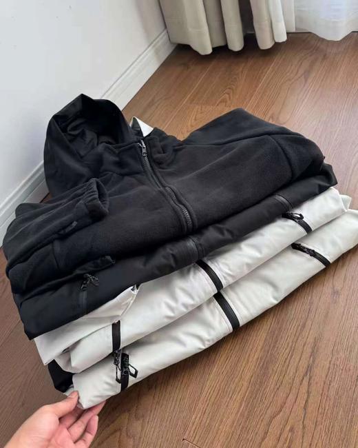 F013004压胶logo三合一可拆卸内胆男士硬壳抓绒冲锋衣 商品图6