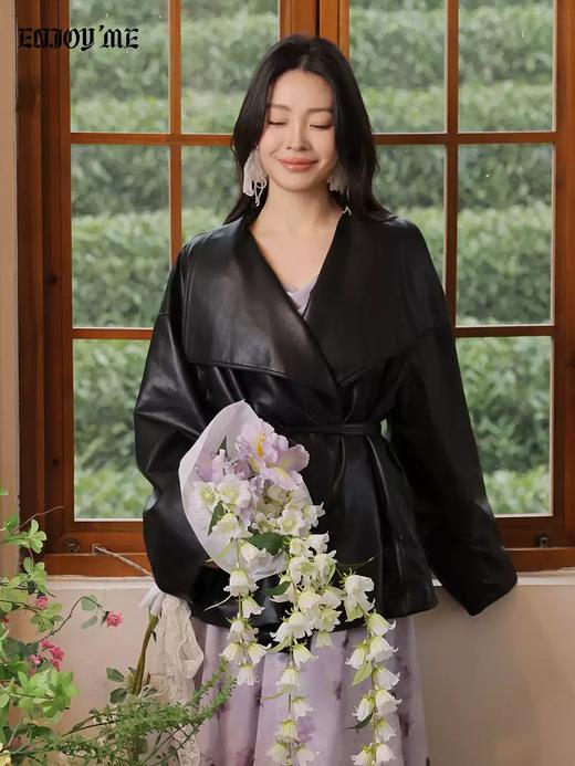 【门店同款】ENJOY春季“柔光芳序”大翻领收腰皮衣 169649631 商品图0