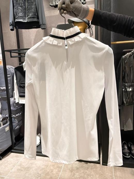 ST家早秋女士花边立领长袖衫来了！目前韩国柜都在紧密上柜，万能百搭，春秋单穿，再冷一点作为内搭也非常OK！看似简单的款式细节很多，处处透露着贵妇姐姐的优雅，减龄效果满分！ 商品图3