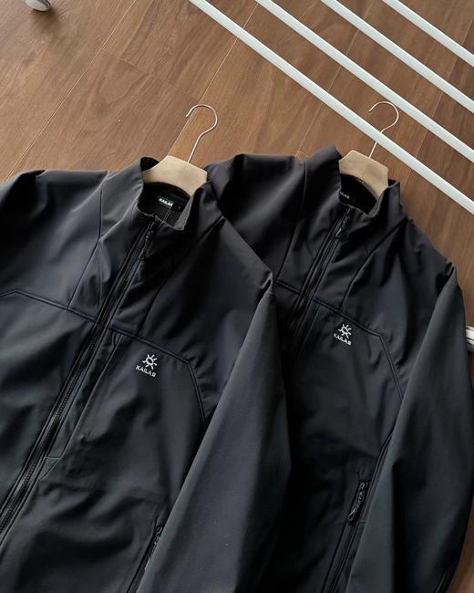 F013011户外运动登山徒步保暖透气立领软壳衣拉链外套 商品图3