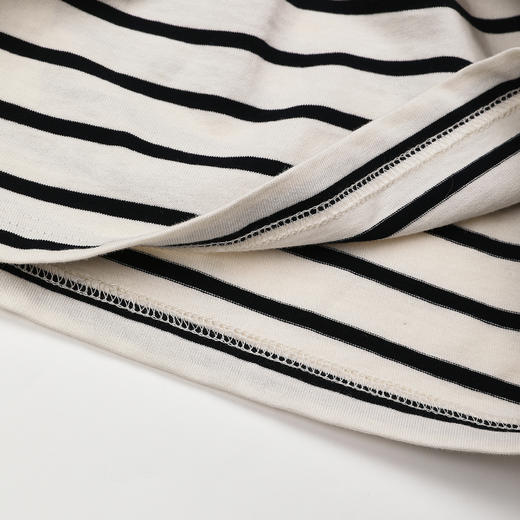 ROMI STUDIO"简约随性"全棉条纹撞色短款圆领长袖T恤 RWDSS61798 商品图4