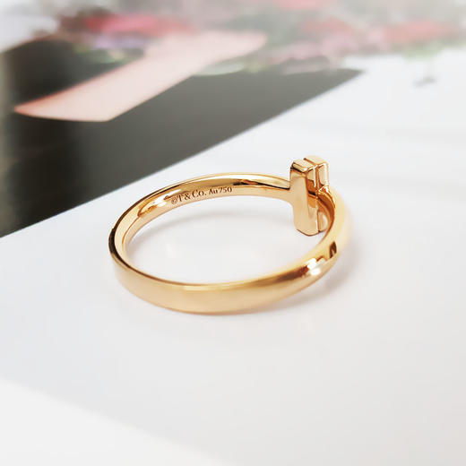 【95新】Tiffany & Co.蒂芙尼Tiffany T 系列玫瑰金无钻T1戒指57号、宽度2.5mm中性款260126TJ34 商品图6