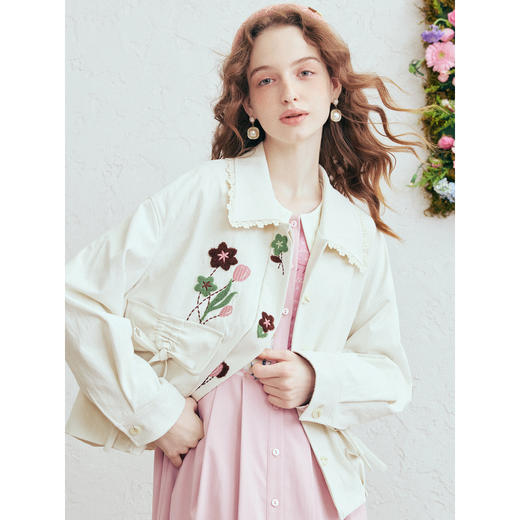 两三事心跳同频2026春季新款甜美花朵毛巾绣蕾丝边翻领短外套女 商品图2