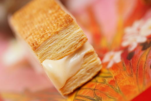 【14日零点起现货16-18日发】2026 BROKEN ZOO 葆福颂新春酥礼盒 大吉福颂手工点心礼/大栗欢岁手工点心礼  凤梨酥/蓝莓酥/凤凰酥/杨梅酥 原味/松露海盐味/太妃味/水果干果味牛轧糖 商品图8