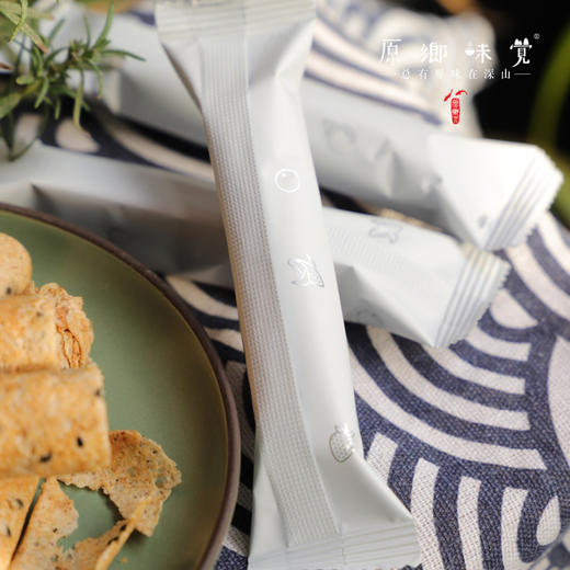 燕麦谷物脆卷（成都仓库-顺丰快递）| 80g/盒，来自河南郑州， 生产者：溸芳社（合作生产，公平贸易） 商品图3