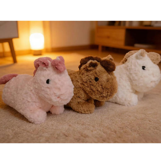 吉祥物暖手抱枕小马新年装饰客厅沙发靠垫小马抱枕-纪念日百货门店同款169147374 商品图4