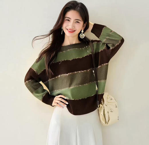 【周末秒杀 直接调价 下单即可】帮厂子里去库存 春款 羊毛+马海毛  薄款 绿色宽条 针织衫 柔软舒适 可单穿 可叠穿 商品图0