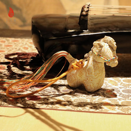 上久楷新中式国风文创 宋锦锦马挂件 菱纹定胜 四答晕蝶纹 八达晕 商品图8