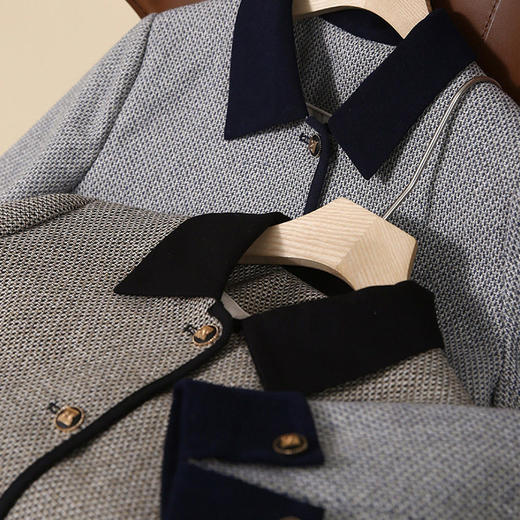 「预售」全新升级【铂金会员321/天猫429/差价108】(90713)洛诗琳羊毛粗花呢外套2026春季新款撞色小香风短外套 商品图3