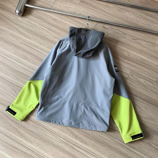 F013005情侣款秋冬新品户外防泼水防风仿撕裂软壳衣外套 商品图8