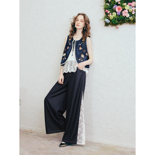 两三事 糖霜梦境 2026春季新款复古蕾丝拼接阔腿休闲裤女宽松 商品图2