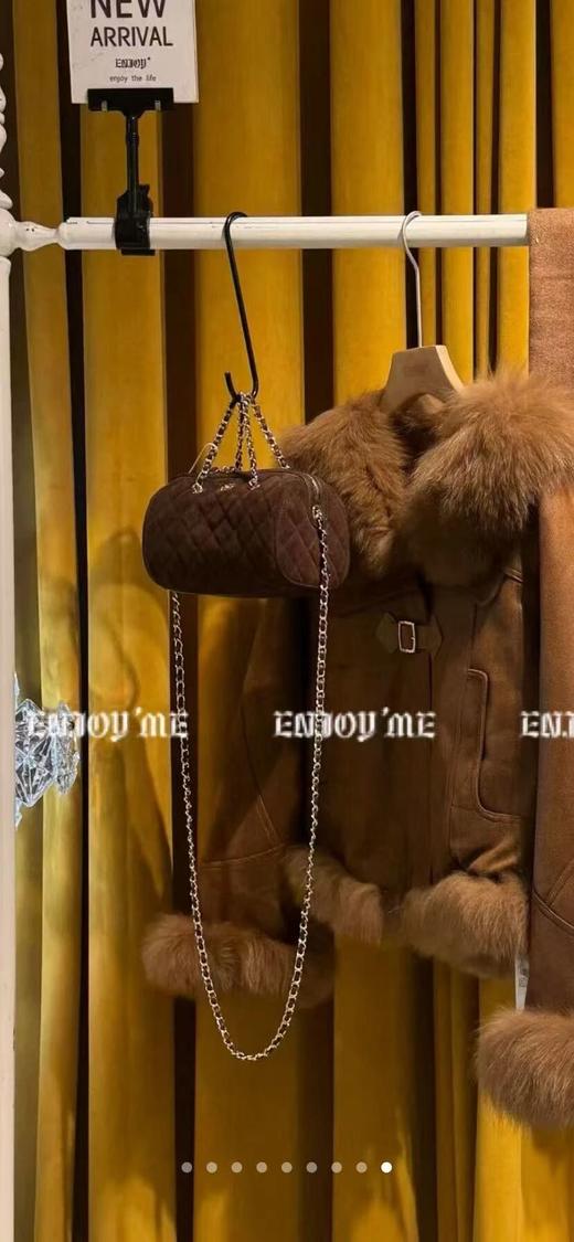 【门店同款】ENJOY常卖菱格枕头包 167449643 商品图0