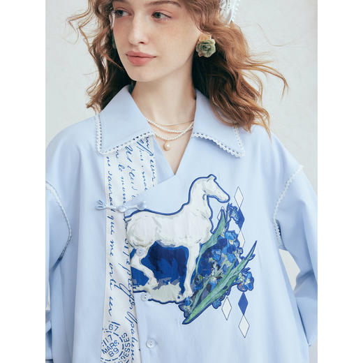 两三事梵高文艺眷恋刻度2026春新款小清新印花刺绣盘扣装饰衬衫女 商品图2