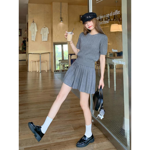 <曾小咸推荐>韩系针织开衫吊带半身裙套装 商品图4