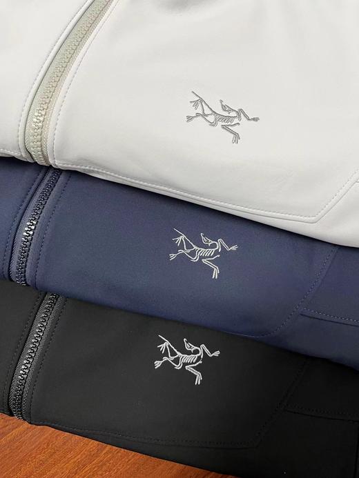 F013006户外刺绣logo半领拉链户外运动立领防风刺绣加绒软壳外套 商品图4