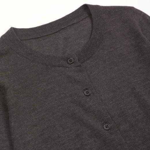 ROMI STUDIO“简约老钱”超细美丽诺绵羊毛混纺圆领开衫RW24LSB1439 商品图3