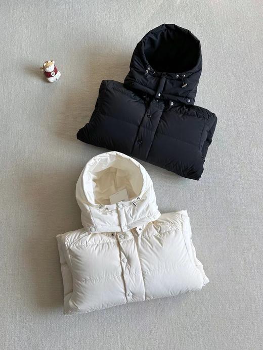 F013021纯色徽标宽松短款长袖舒适透气羽绒服男女同款 商品图1