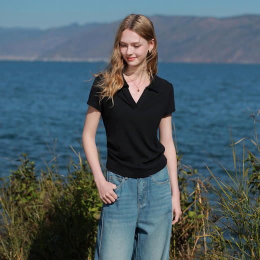 【瘦瘦T】三彩2026春季新款V领短袖T恤套头上衣修身短款显瘦M 商品图3