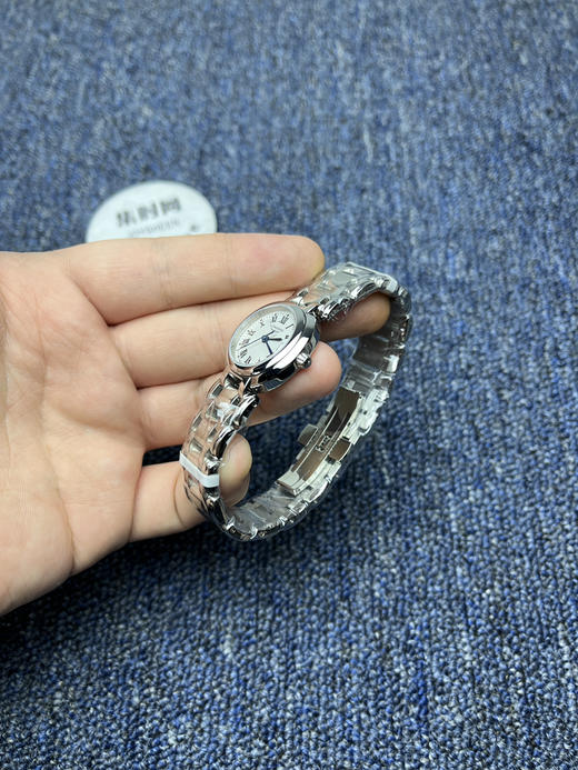 浪琴心月系列 罗马面 女士腕表 商品图3