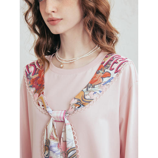 两三事梵高文艺 甜心月神 2026春季新款印花假领带长袖t恤女 商品图3