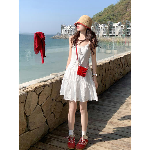 <曾小咸推荐>韩系高腰蓬蓬裙吊带连衣裙子 商品图0