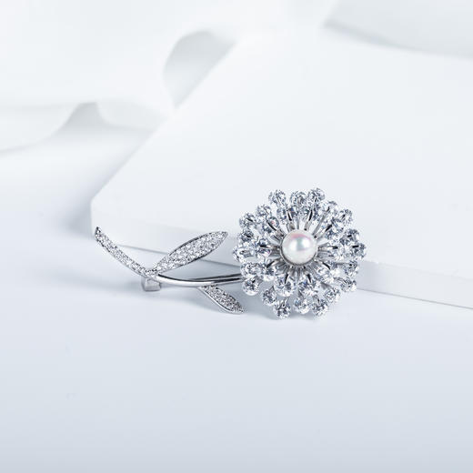 流光溢彩珍珠胸针6-7MM 商品图1