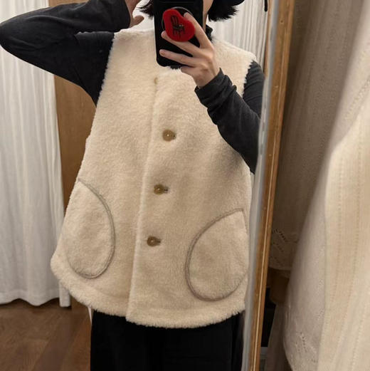 黄阿福 羊毛100%茸茸马甲 商品图1