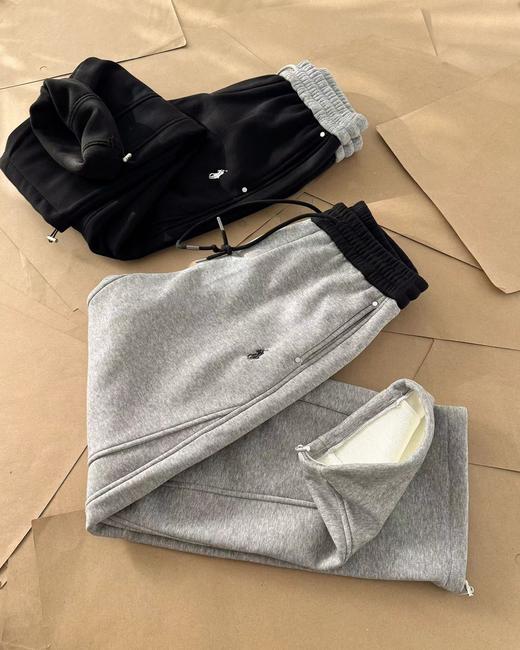 F013020冬季新款纯棉廓形宽松弯刀休闲卫裤 商品图2