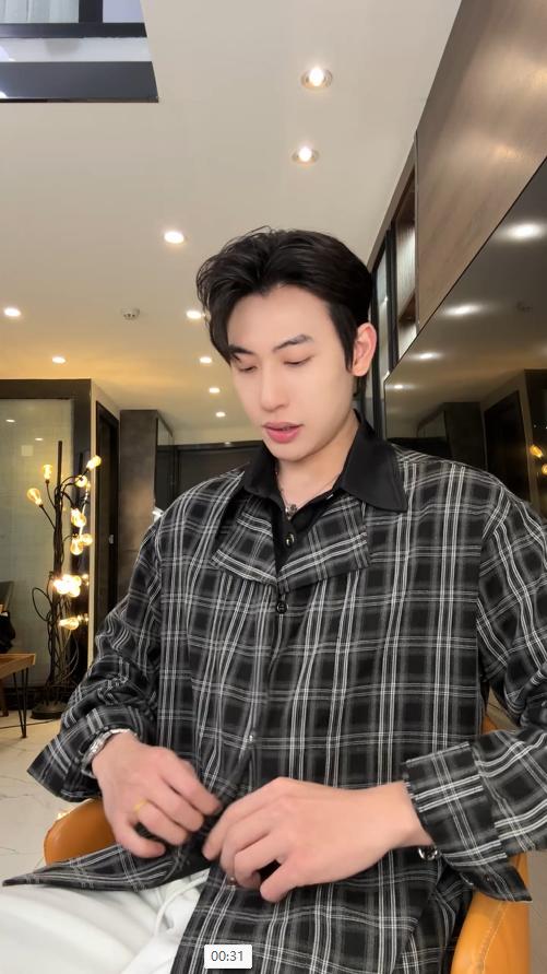 7024SDSA男士春夏新款痞帅男装宽松潮牌拼接撞色格子翻领长袖衬衫百搭 商品图0