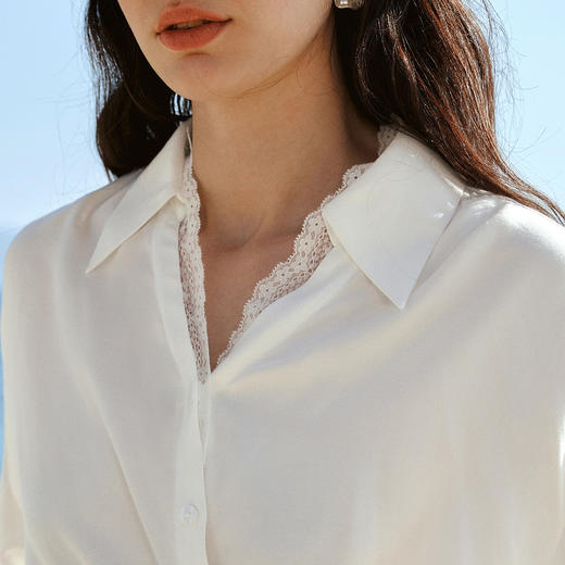 OLrain欧芮儿2026新款女春季白色侧边绑带蕾丝拼接V领长袖衬衫 商品图1