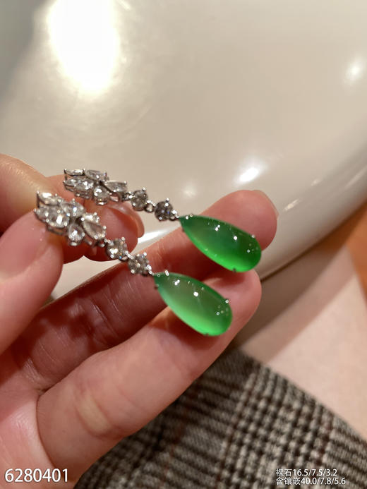 6280401，水滴耳坠。具体价格微信咨询 商品图1