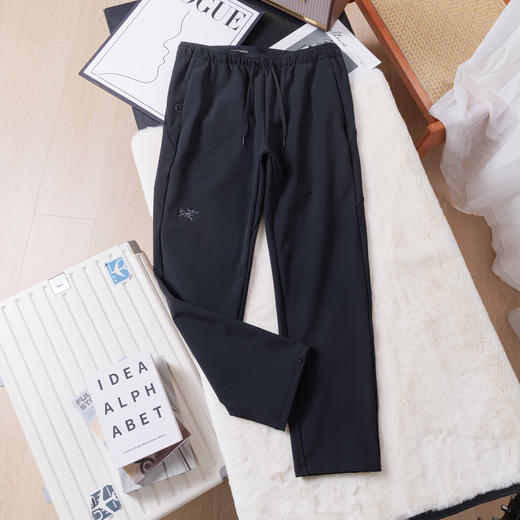 加绒刺绣款） 秋冬加绒刺绣款户外冲锋休闲裤 商品图4