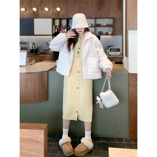 <曾小咸推荐>2.13现货秒杀 ！微信超特价！彩色纽扣连帽针织连衣裙 日常249.99 立减160 秒杀89.99！！ 商品图4