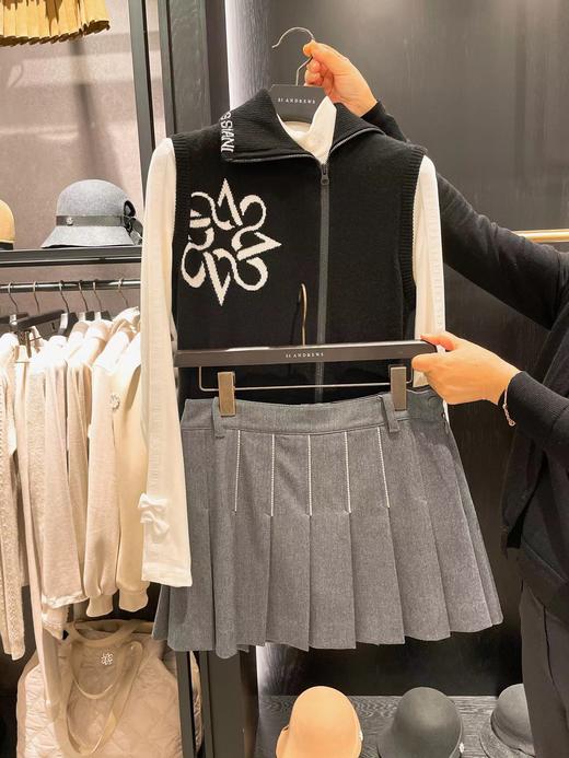 ST家镶钻边百褶女士短裙来了！磨毛的弹力面料搭配针织衫！W821934 商品图1