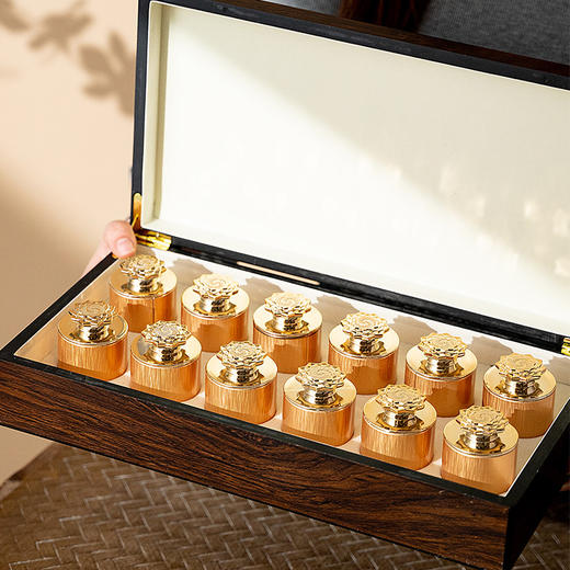 【春季茶礼】茶叶 桂花红茶 红茶 春季茶礼 福马 茶饮 五虎 180g 商品图1