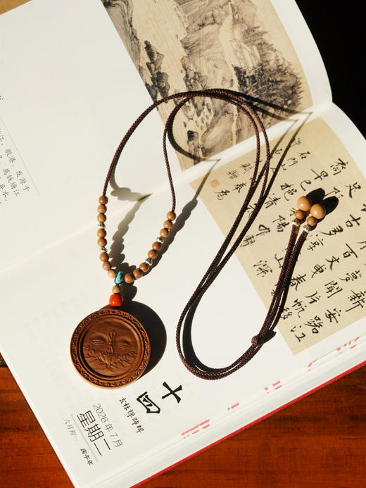 老山檀藏族风吊坠 商品图0