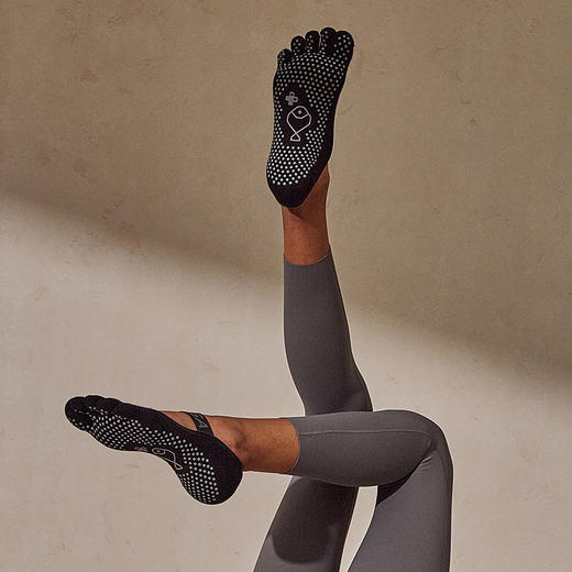 【59元任选2件】【小鱼加加】五指瑜伽袜女一字绑带无骨专业防滑普拉提袜 商品图3