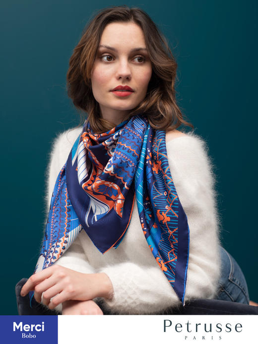 Petrusse 贝图丝 Paris 巴黎印象 真丝方巾 商品图6