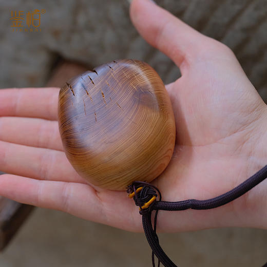 「鉴柏」崖柏雷击木手把件 商品图3