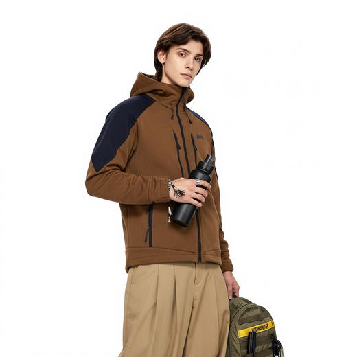 IDEVERRAY冬季防寒保暖冲锋衣连帽防风软壳长袖户外运动外套上衣 商品图3